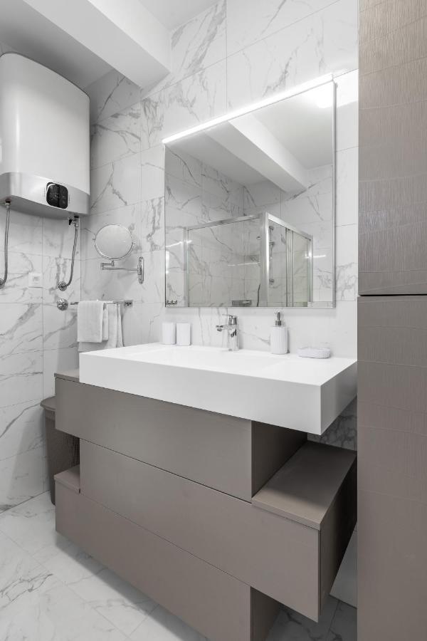 ספליט Elysian Zen Luxury Apartment - Two Bedroom Apartment With Terrace And Sea View מראה חיצוני תמונה